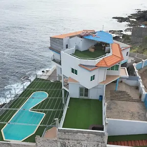 hostel-maresia.cape-verdehotels.com/